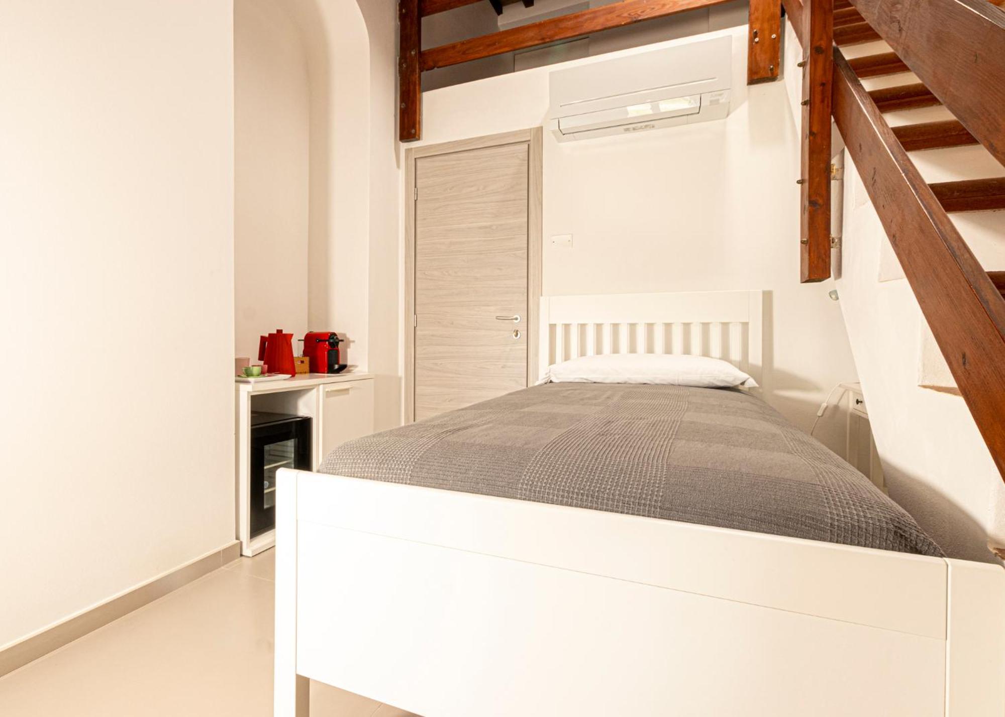 B&B Villa Costanza ลาโกนา ภายนอก รูปภาพ